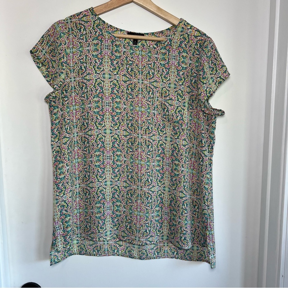 The Limited Patterned Chest Pocket Blouse Slit Sides‎ Slight Hi-Lo Hem, Size Med